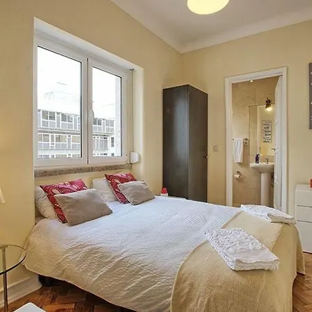 Studio Fuer 9 Personen Und 1 Kind In Lissabon, Regio De Costa De Apartment