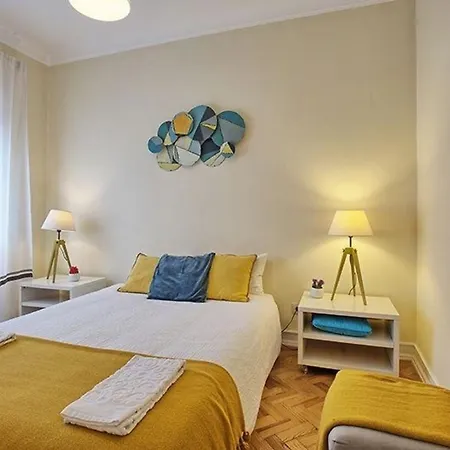 Apartment Studio Fuer 9 Personen Und 1 Kind In Lissabon, Regio De Costa De *